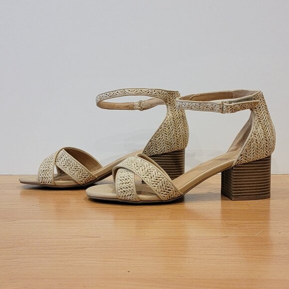 NWT Lane Bryant Raffia Sandals with Ankle Straps - 11W - Picture 4 of 7